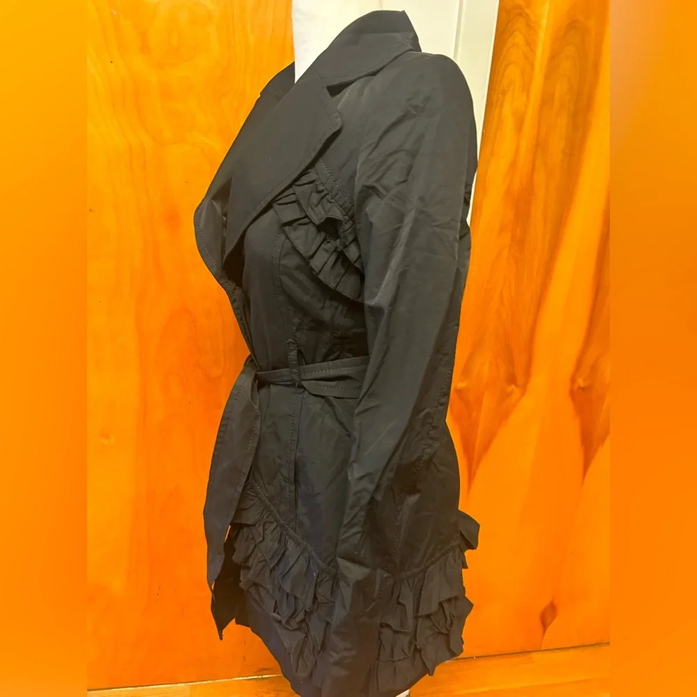 Kensie black trench coat with ruffle details size XS. - Picture 5 of 6